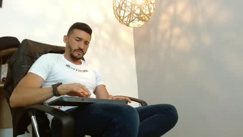   REIKO  online show from 02-02-25, 02:06