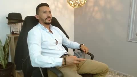   REIKO  online show from 02-05-25, 06:26