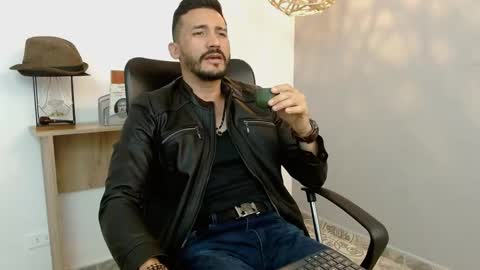   REIKO  online show from 02-15-25, 08:01