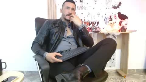   REIKO  online show from 10-27-25, 02:43