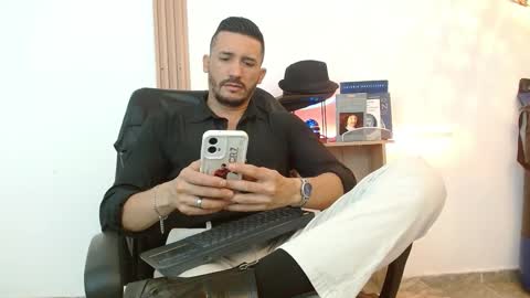   REIKO  online show from 11-24-25, 03:23