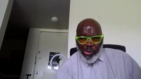 Snapshot of reikoveino chatting on 06-04-26, 03:18 reikoveino online show from 06-04-26, 03:18