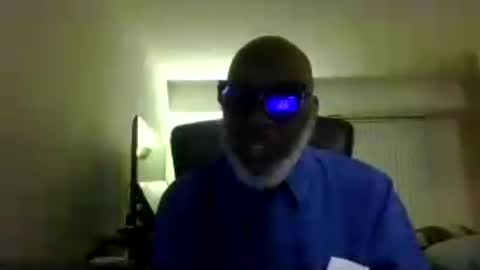 Snapshot of reikoveino chatting on 06-17-26, 02:25 reikoveino online show from 06-17-26, 02:25