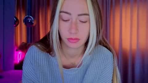 reina cummings online show from 10-28-25, 06:50