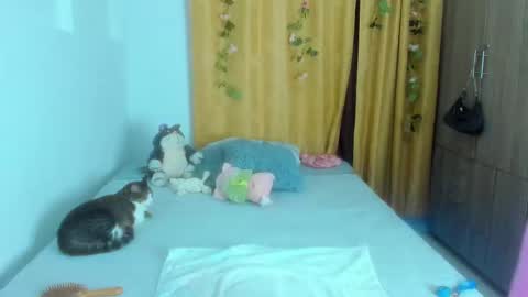 Snapshot of reislin69_2 chatting on 09-14-25, 04:11 mariana online show from 09-14-25, 04:11