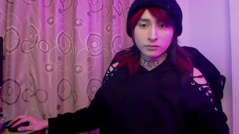 Snapshot of reiv_femboy chatting on 10-07-25, 05:26 reiv_femboy online show from 10-07-25, 05:26