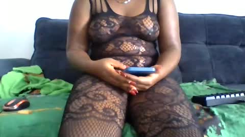 Remmy luna online show from 06-17-26, 11:45