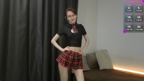 Claire online show from 06-07-26, 06:44