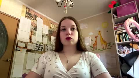 Snapshot of renaeorabuena chatting on 06-08-26, 08:15 Annabel online show from 06-08-26, 08:15