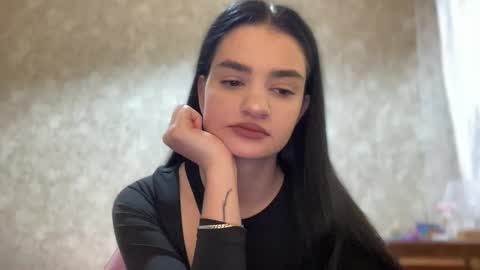 Snapshot of renata_a1 chatting on 10-09-25, 12:47 Renata online show from 10-09-25, 12:47