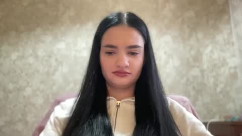 Snapshot of renata_a1 chatting on 10-10-25, 11:09 Renata online show from 10-10-25, 11:09