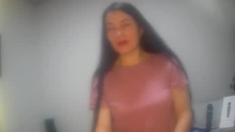 renata_hot1 online show from 02-02-26, 07:01