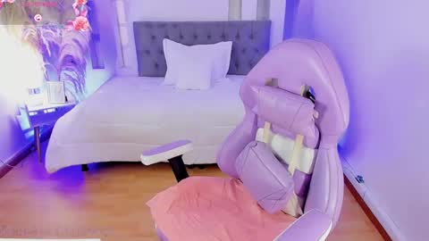 RENATA online show from 03-04-25, 12:01