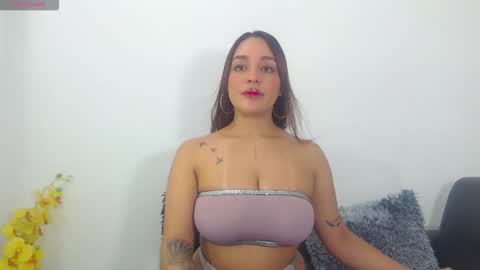 renatabrownn28 online show from 04-14-26, 06:08