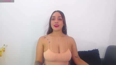 renatabrownn28 online show from 05-05-26, 05:43
