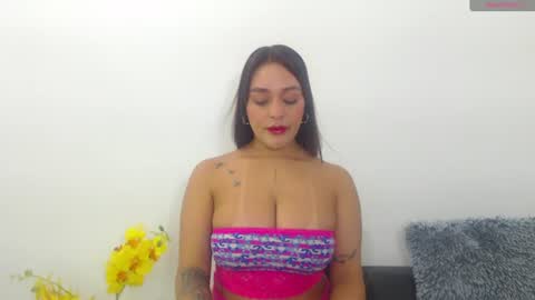 renatabrownn28 online show from 06-12-26, 11:09