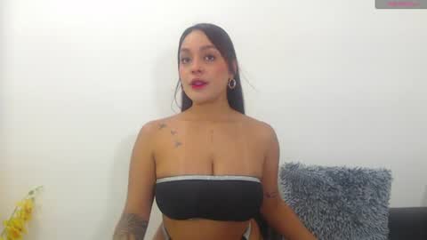 renatabrownn28 online show from 07-11-26, 08:39