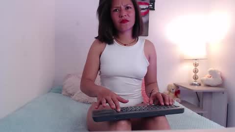 renataj online show from 10-24-25, 11:34