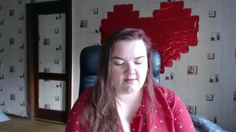 Snapshot of renataoia chatting on 09-08-25, 02:27 renataoia online show from 09-08-25, 02:27