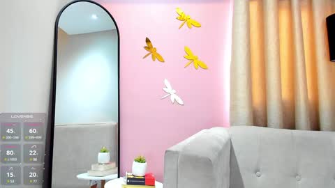 Snapshot of renataruiz_rr chatting on 01-11-25, 03:09 online show from 01-11-25, 03:09