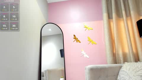 Snapshot of renataruiz_rr chatting on 01-12-25, 03:14 online show from 01-12-25, 03:14