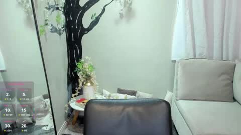      online show from 10-25-25, 12:02