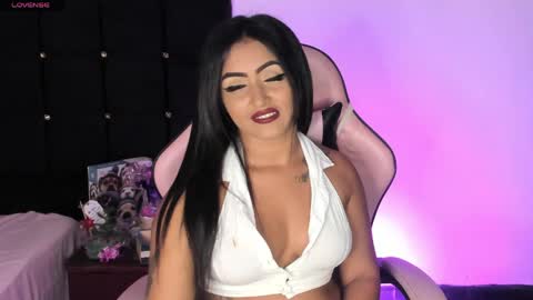 renatawilsom online show from 05-20-26, 02:40