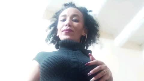 Snapshot of renattabecerra chatting on 03-01-25, 05:27 Renatta online show from 03-01-25, 05:27