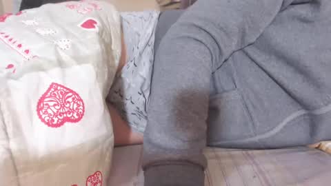 Snapshot of render415704 chatting on 12-07-24, 06:15 Your Little Shy Boy online show from 12-07-24, 06:15