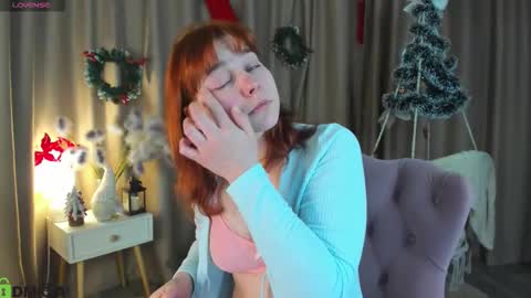 rene_shine online show from 12-22-25, 03:42