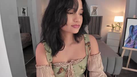 Snapshot of renee_shelby_ chatting on 12-04-24, 09:35 Renee Shelby online show from 12-04-24, 09:35