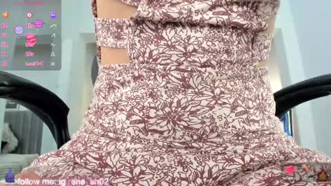 Snapshot of renee_shelby_ chatting on 12-24-24, 07:00 Renee Shelby online show from 12-24-24, 07:00