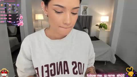 Snapshot of renee_shelby_ chatting on 03-07-25, 12:58 Renee Shelby online show from 03-07-25, 12:58