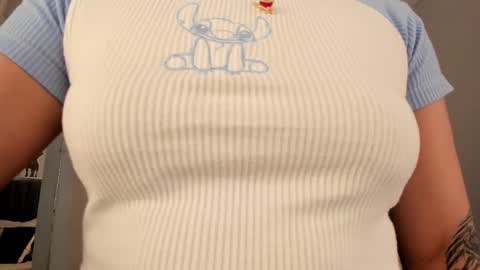 Snapshot of renee_shelby_ chatting on 03-11-25, 09:59 Renee Shelby online show from 03-11-25, 09:59