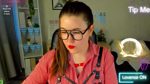 renee_turner online show from 10-01-25, 09:37