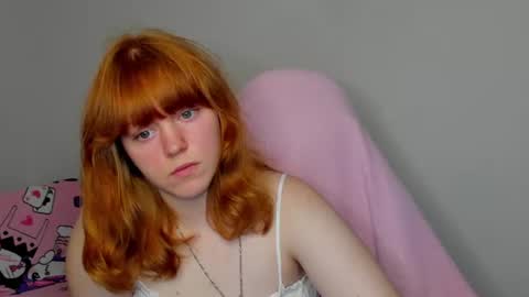 Snapshot of reneefoxy_ chatting on 06-27-26, 01:10 reneefoxy_ online show from 06-27-26, 01:10