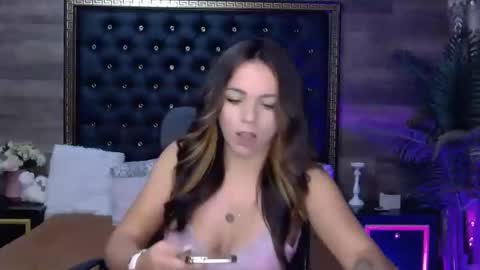 renesmesweet online show from 10-30-25, 09:55