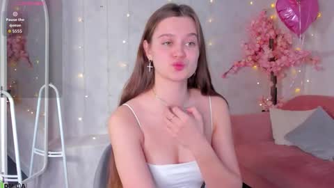 Renesmy online show from 02-18-26, 11:55