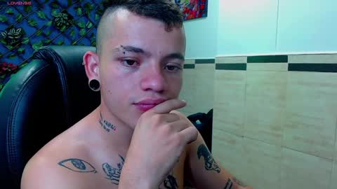 R E N E  online show from 01-12-25, 05:13