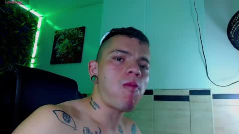 R E N E  online show from 01-12-25, 12:33