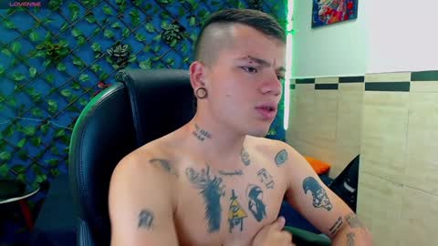 R E N E  online show from 01-15-25, 03:54