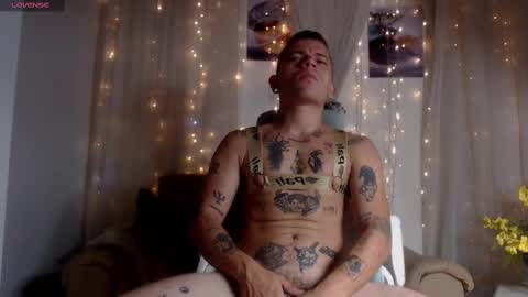 R E N E  online show from 02-15-25, 02:44