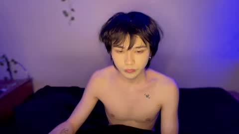 Snapshot of rennuts chatting on 12-09-24, 12:23 rennuts online show from 12-09-24, 12:23