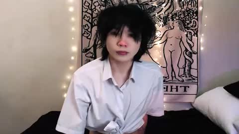 Snapshot of rennuts chatting on 03-11-25, 05:02 rennuts online show from 03-11-25, 05:02