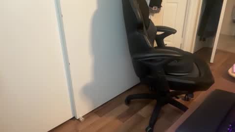 slim hairy online show from 02-23-26, 06:49