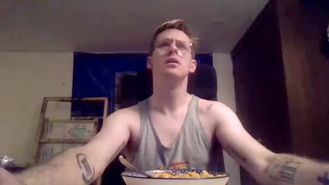 Snapshot of revco chatting on 12-29-24, 08:04 MeatBeatManifesto online show from 12-29-24, 08:04