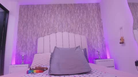 REVEN online show from 04-23-26, 03:08