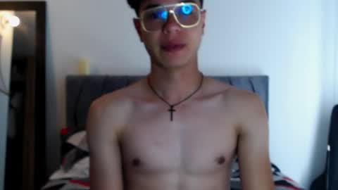 Snapshot of rexbunnybody chatting on 04-07-26, 03:45 Rex online show from 04-07-26, 03:45