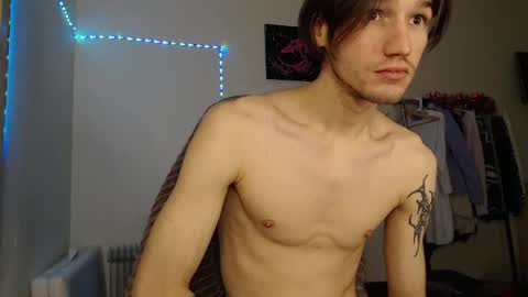 Snapshot of rexxx_erection chatting on 12-17-24, 10:43 Eugene online show from 12-17-24, 10:43