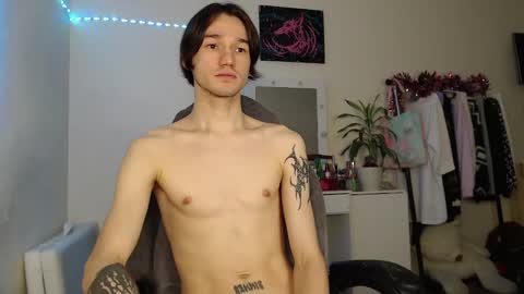 Snapshot of rexxx_erection chatting on 12-20-24, 08:55 Eugene online show from 12-20-24, 08:55